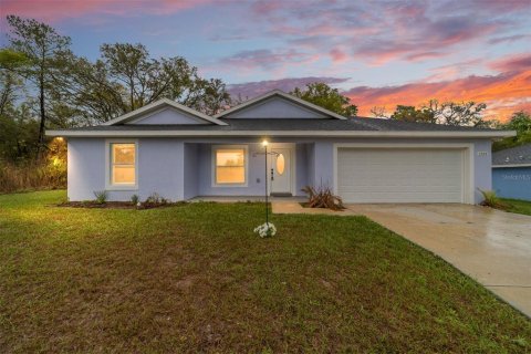 House in Dunnellon, Florida 3 bedrooms, 143.44 sq.m. № 2111303
