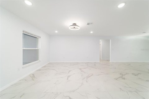 Casa en venta en Dunnellon, Florida, 3 dormitorios, 143.44 m2 № 2111303 - foto 8