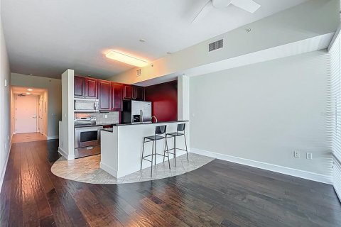 Condo in Orlando, Florida, 1 bedroom  № 1815498 - photo 16