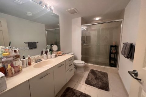 Condo in Plantation, Florida, 2 bedrooms  № 1887299 - photo 11
