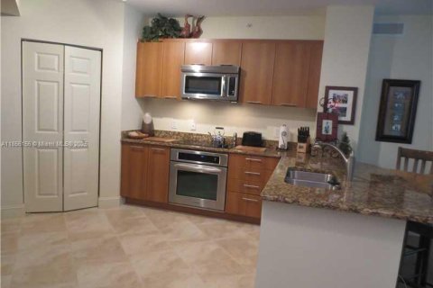 Condo in Plantation, Florida, 2 bedrooms  № 1887299 - photo 8