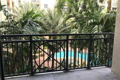 Condo in Plantation, Florida, 2 bedrooms  № 1887299 - photo 24