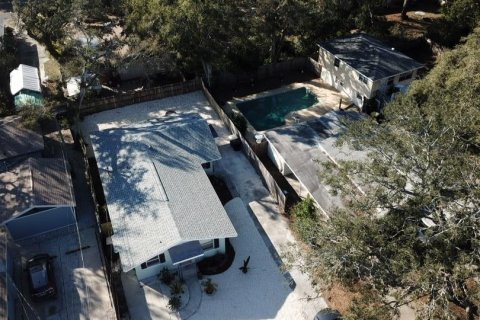 Commercial property in Clearwater, Florida 2 bedrooms, 118.54 sq.m. № 1760031 - photo 15