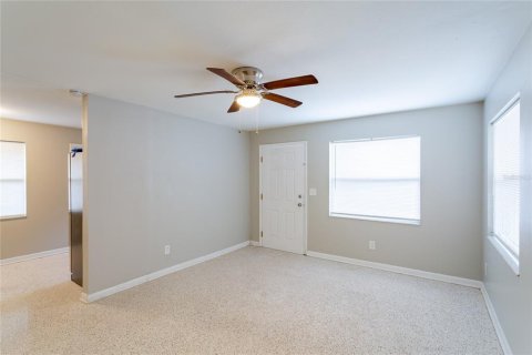 Commercial property in Clearwater, Florida 2 bedrooms, 118.54 sq.m. № 1760031 - photo 24