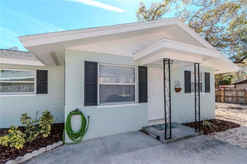 Commercial property in Clearwater, Florida 2 bedrooms, 118.54 sq.m. № 1760031 - photo 10