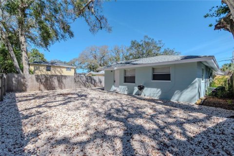 Commercial property in Clearwater, Florida 2 bedrooms, 118.54 sq.m. № 1760031 - photo 4