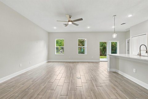 Villa ou maison à vendre à Vero Beach, Floride: 3 chambres, 152.64 m2 № 2397999 - photo 12
