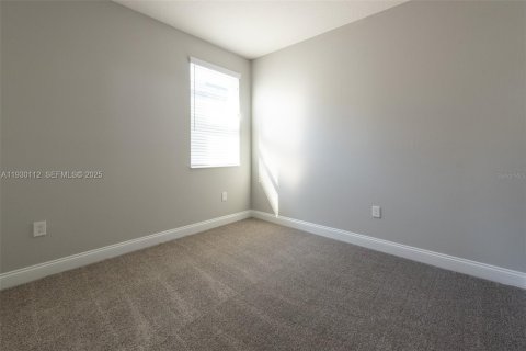 Снять в аренду виллу или дом в Уинтер-Гарден, Флорида 3 спальни, 166.85м2, № 1988657 - фото 10