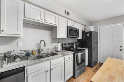 Touwnhouse à vendre à Tampa, Floride: 3 chambres, 108.14 m2 № 1851323 - photo 13