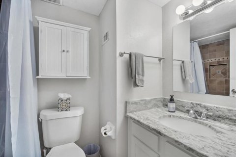 Touwnhouse à vendre à Tampa, Floride: 3 chambres, 108.14 m2 № 1851323 - photo 5