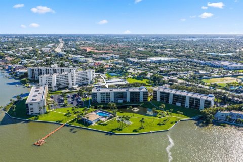 Copropriété à louer à Jupiter, Floride: 2 chambres, 109.81 m2 № 2176045 - photo 2