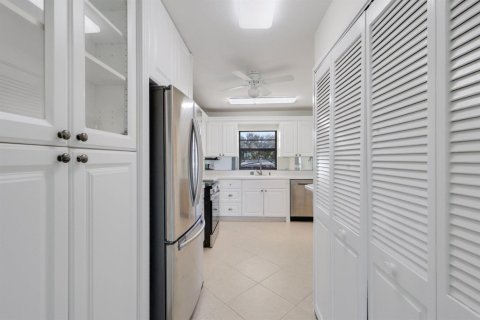 Copropriété à louer à Jupiter, Floride: 2 chambres, 109.81 m2 № 2176045 - photo 9