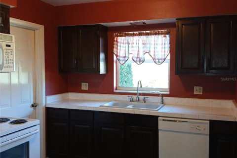 Casa en venta en Citrus Springs, Florida, 3 dormitorios, 127.46 m2 № 2237365 - foto 18