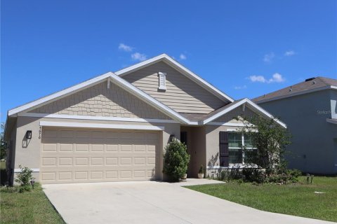 Villa ou maison à louer à Wildwood, Floride: 4 chambres, 168.71 m2 № 2109396 - photo 2