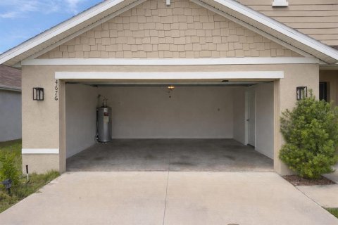 Villa ou maison à louer à Wildwood, Floride: 4 chambres, 168.71 m2 № 2109396 - photo 14