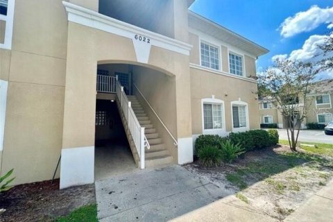 Condo in Riverview, Florida, 3 bedrooms  № 1915995 - photo 2
