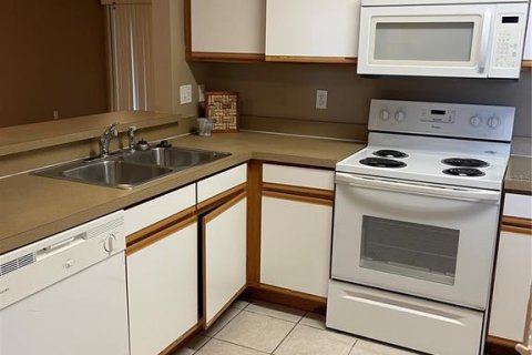 Condo in Riverview, Florida, 3 bedrooms  № 1915995 - photo 3