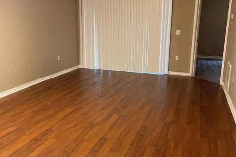 Condo in Riverview, Florida, 3 bedrooms  № 1915995 - photo 7