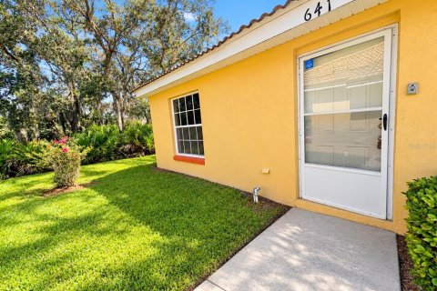 Villa ou maison à Poinciana, Floride 2 chambres, 72.84 m2 № 2406288