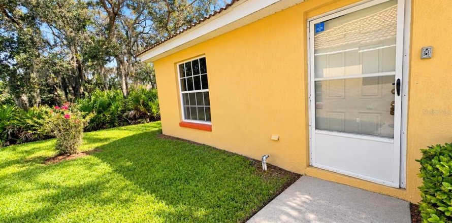 Villa ou maison à Poinciana, Floride 2 chambres, 72.84 m2 № 2406288