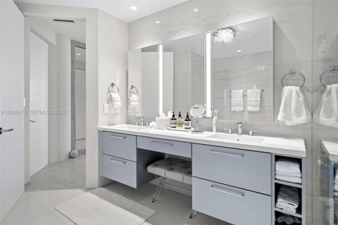 Condominio en venta en Miami Beach, Florida, 2 dormitorios, 148.18 m2 № 2295813 - foto 22