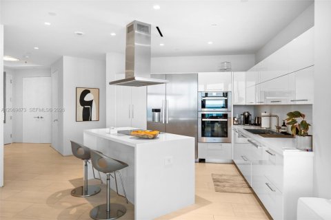 Condominio en venta en Miami Beach, Florida, 2 dormitorios, 148.18 m2 № 2295813 - foto 5