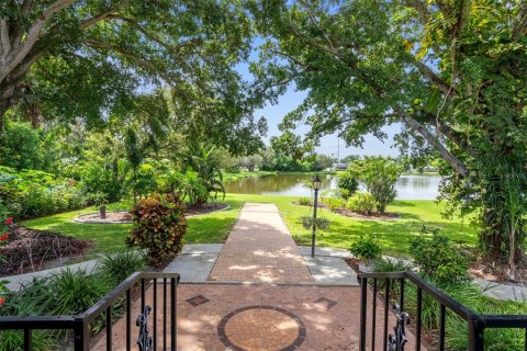 House in Holiday, Florida 3 bedrooms, 154.4 sq.m. № 1911834 - photo 2