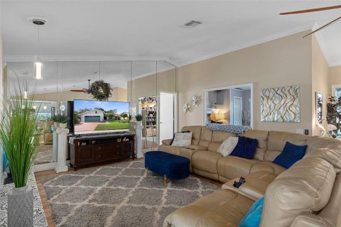 House in Holiday, Florida 3 bedrooms, 154.4 sq.m. № 1911834 - photo 7