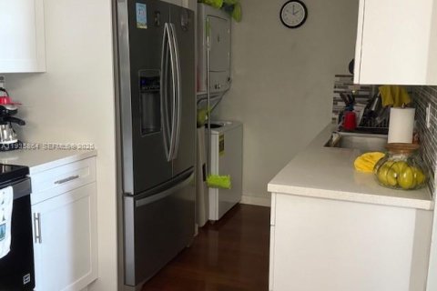 Купить кондоминиум в Майами, Флорида 2 спальни, 98.48м2, № 2088437 - фото 20
