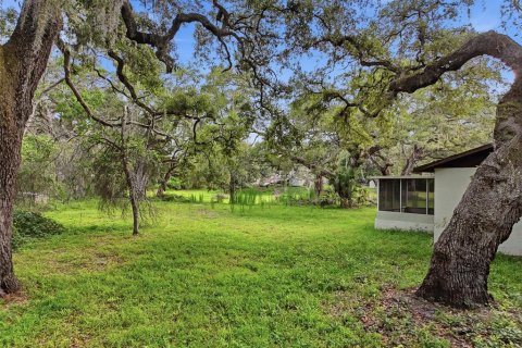 House in Dade City, Florida 2 bedrooms, 109.25 sq.m. № 2236523 - photo 11