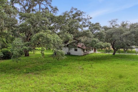 House in Dade City, Florida 2 bedrooms, 109.25 sq.m. № 2236523 - photo 8