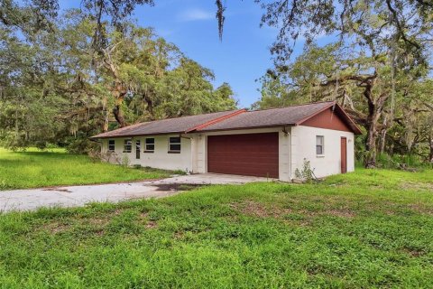 House in Dade City, Florida 2 bedrooms, 109.25 sq.m. № 2236523 - photo 7