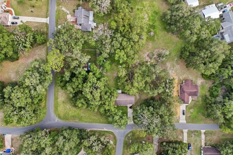 House in Dade City, Florida 2 bedrooms, 109.25 sq.m. № 2236523 - photo 17