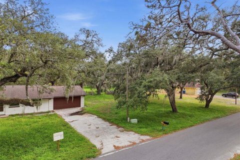 House in Dade City, Florida 2 bedrooms, 109.25 sq.m. № 2236523 - photo 4