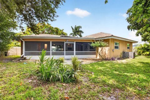 Casa en venta en Boca Raton, Florida, 4 dormitorios, 137.22 m2 № 2249812 - foto 16