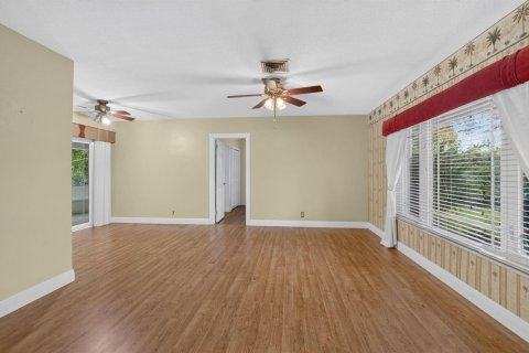 Casa en venta en Boca Raton, Florida, 4 dormitorios, 137.22 m2 № 2249812 - foto 2