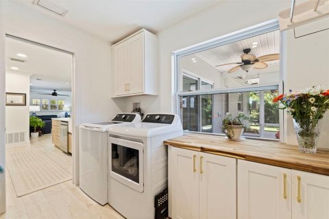 Villa ou maison à vendre à Saint Petersburg, Floride: 3 chambres, 161.74 m2 № 2302346 - photo 13