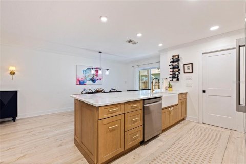 Villa ou maison à vendre à Saint Petersburg, Floride: 3 chambres, 161.74 m2 № 2302346 - photo 6