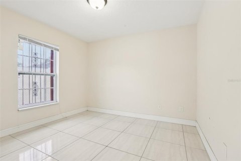 House in Tampa, Florida 4 bedrooms, 156.82 sq.m. № 1780490 - photo 27