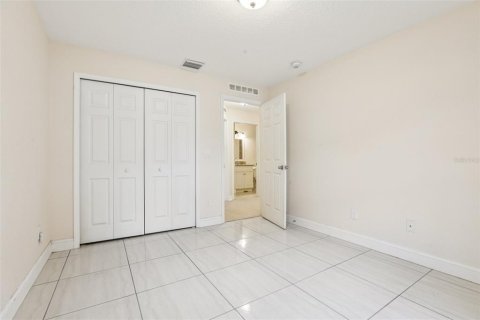 House in Tampa, Florida 4 bedrooms, 156.82 sq.m. № 1780490 - photo 21