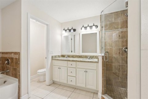 House in Tampa, Florida 4 bedrooms, 156.82 sq.m. № 1780490 - photo 16