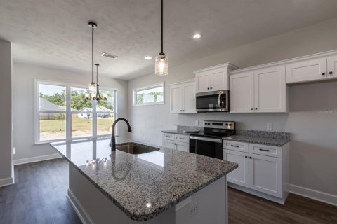 House in Alachua, Florida 4 bedrooms, 150.5 sq.m. № 1722644 - photo 6