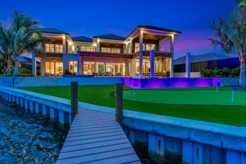 Villa ou maison à Jupiter, Floride 6 chambres, 812.89 m2 № 2421318