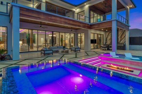 Villa ou maison à vendre à Jupiter, Floride: 6 chambres, 812.89 m2 № 2421318 - photo 2