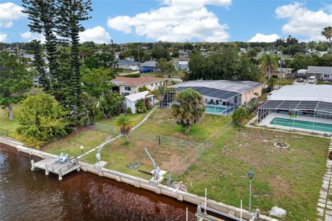 House in North Port, Florida 3 bedrooms, 151.52 sq.m. № 2305989