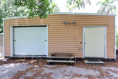 House in Punta Gorda, Florida 2 bedrooms, 117.61 sq.m. № 2258445 - photo 17