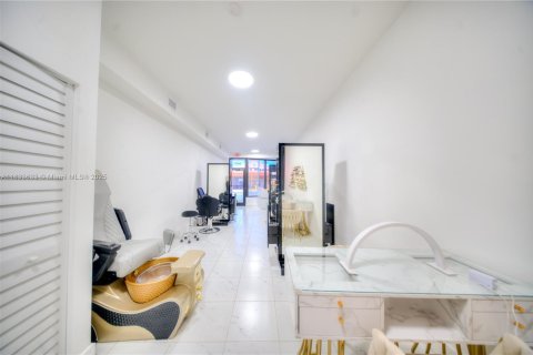 Immobilier commercial à vendre à Miami, Floride № 1934640 - photo 19