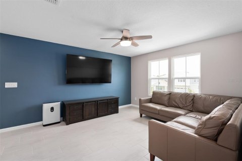 House in Tavares, Florida 4 bedrooms, 197.88 sq.m. № 1805486 - photo 18