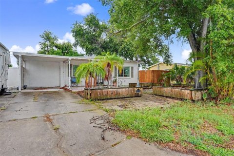 Casa en Saint Petersburg, Florida 2 dormitorios, 82.87 m2 № 2219711
