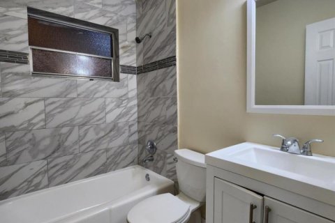 Appartement à louer à Oakland Park, Floride: 1 chambre, 65.03 m2 № 2304805 - photo 4